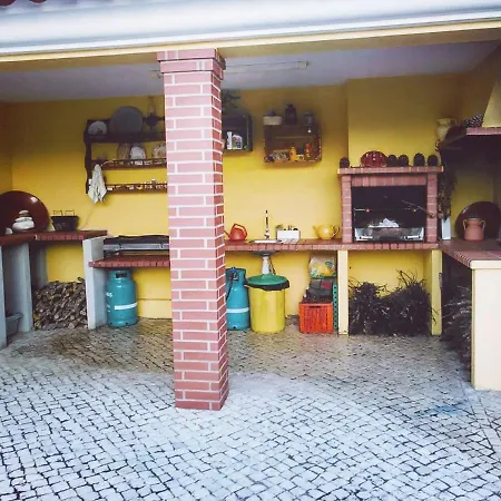 Проживание в семье Casa Da Eira